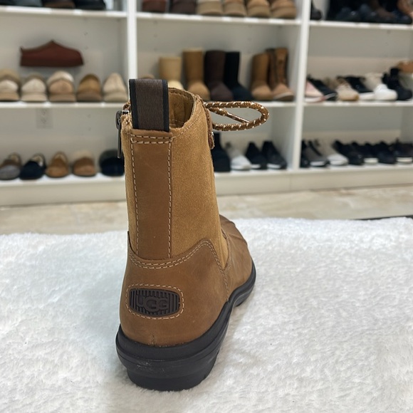 🎁 UGG Women's Hapsburg Duck Fashion Boot - Picture 9 of 11